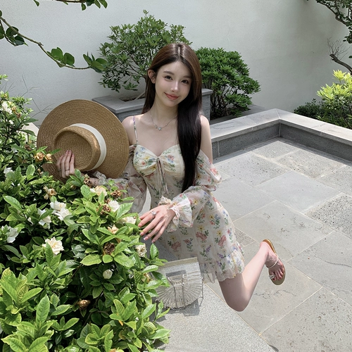 Точечная момолатность Дженни Гарден Дин