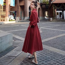 Early autumn new red plaid long sleeve shirt dress women Spring and Autumn dress 2021 New French temperament long skirt