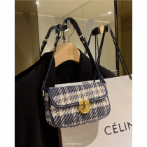 Advanced sense of armpit bag womens bag 2021 new niche design baguette bag texture fashion checkered shoulder messenger bag