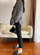 Ma * has a flirty elite temperament mix with a high 9 minute little foot elastic Western pants