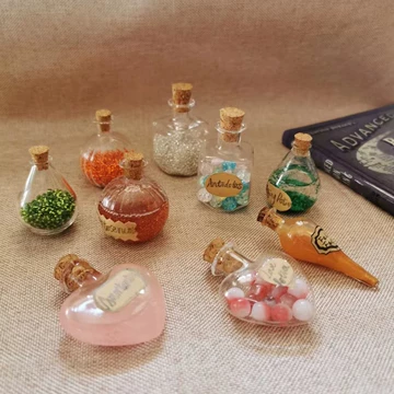 【新品】ハリーポッター 薬瓶チャーム 11個セット 絶版 希少 新品】ハリーポッター 薬瓶チャーム 11個セット 絶版 希少