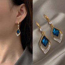 Korean earrings womens 2021 summer new temperament niche design sense high-end light luxury retro earrings drop earrings trend