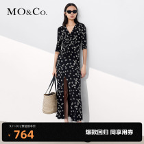(Blockbuster Supplement) MOCO summer V-neck slit stand-cut print maxi dress