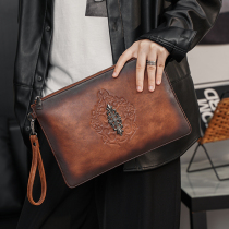 Retro Fashion Mens Hands With Bag Horizontal leather Rivets Wrists Wrap Korean version Mens handbag Handbags ipad Envelope Bag