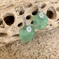 Seaglass American hand made charming cleaning beautiful blue green sea glass carved sterling silver earrings