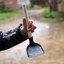 Pure hand forged iron spatula rural old-fashioned wooden handle stainless steel spatula wooden handle small stir-fry shovel supplement iron durable