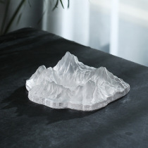 Snow mountain ashtray light luxury high-end creative to send boyfriend birthday gift cigar advanced sense new Chinese glass ornaments