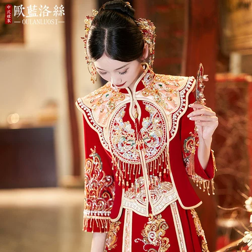 Высоко -опорный бархат xiuse Bride 2024 Новое китайское свадебное платье из кабинета High -Ond Luxury Wedding Girl