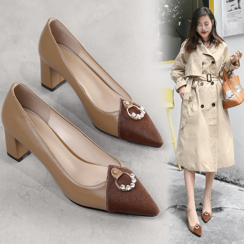 Spring 2019 new Korean version leather water drill high-heeled shoes horsehair pointed thick-heeled single shoes with fashionable women's shoes