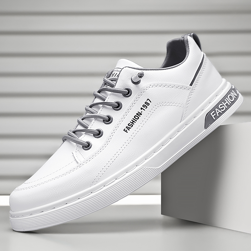秋の紳士靴 2023 新しいトレンディな白の靴メンズフラットスニーカー防水スポーツ作業安全靴アウトドア