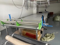 Cutting bed cloth cloth cloth cloth cloth drawing machine cutting table cloth rack cloth rack rolling machine