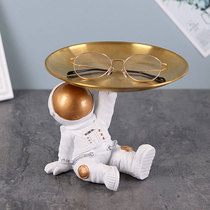 Creative Astronaut Pallet Glasses Bracket Show Profile Desk Astronaut Glass Bucket
