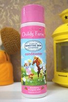 UK Childs Farm children Farm Strawberry and natural mint smooth non-knotting conditioner 250ml