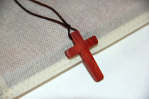 Exquisite Cross Solid Wood Necklace Casual Chain Rosewood Necklace Korean Chain Wooden Chain T-Shirt Chain