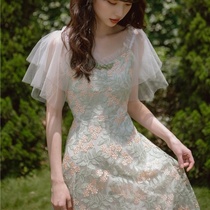 Summer new female retro French girl very fairy embroidered mesh dress sweet forest department first love skirt gentle