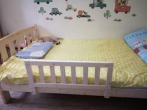 Baby fence solid wood guardrail heightened childrens bedside baffle baby guardrail heightened fence custom anti-fall