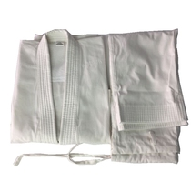 10 oz cotton canvas standard karate suit can participate in national competitions WKF certified products