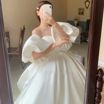 Wedding dress senior main yarn 2021 new bride little texture big tailing wedding go out gauze satin French