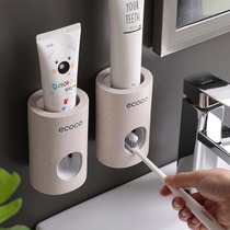 Fully Automatic toothpaste set wall-mounted toothpaste toothbrush holder lazy extrusion artifact-free toothpaste stand