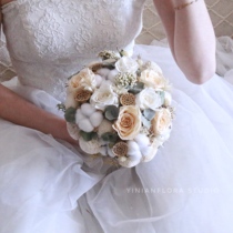 Eternal flower Eucalyptus Kapok dried flower wedding bride hand bouquet Forest Nordic style home decoration Mothers Day