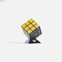 On the way Kith for Rubiks Cube's cube Christmas limited 10th anniversary