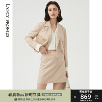 The Longpose Style Temperament is a short Western suit jacket 2022 Spring new professional suit is fitting for women