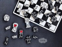 BAZAR ME European and American graffiti art master KEITH HARING black and white tone wooden chess