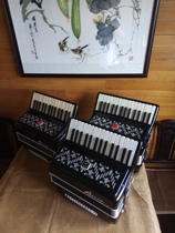 Second-hand Baile 48 division accordion sheepskin bellows have a loud tone 