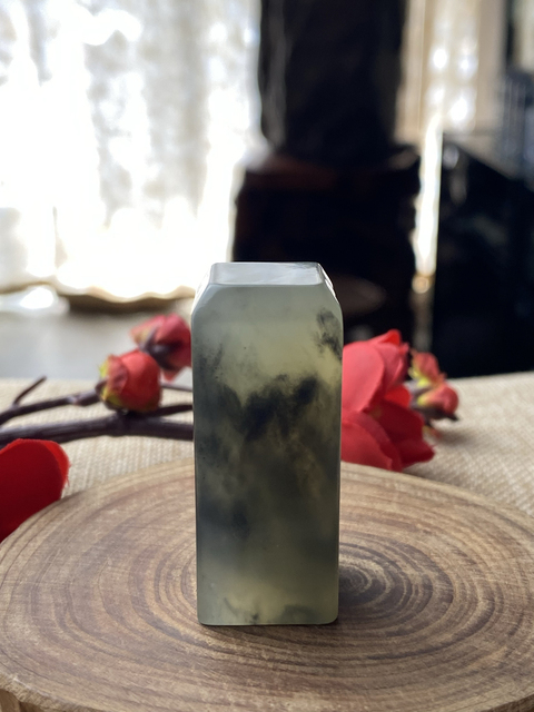 岫玉印鑑 岫玉印鑑 岫岩玉印鑑（花の彫刻） ｜石の販売専門店【vec stone club】