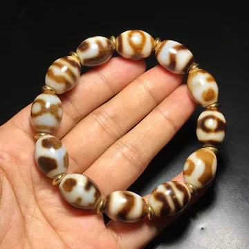 虎牙天珠 虎牙天珠 | SAKURA STONE