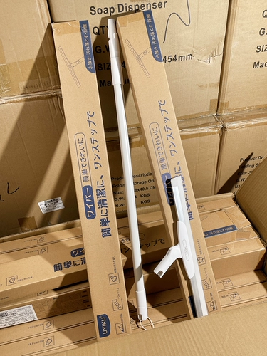 Расширение стеклянного артефакта домохозяйственного коллектора с высоким уровнем высокого уровня