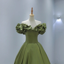 Evening dress satin one-shoulder tutu thin bride toast dress 2021 new annual meeting avocado green stage outfit