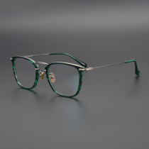 Light and luxurious green hawksbill Turtle Hand Plates Gold Pure Titanium Box Literary and Young Myopia Spectacle Spectacle of Men and Women