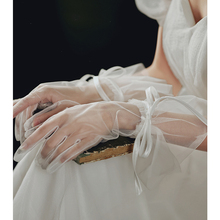 Белые перчатки невеста винтажная лолита мягкое платье кружева бабочка свадебный мастер легкое свадебное платье