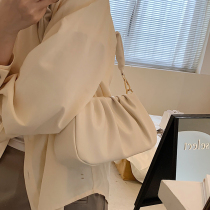 Japanese high-end sense niche bag womens summer 2021 new Japan and South Korea fold cloud armpit bag joker shoulder bag