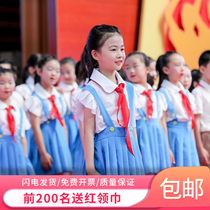 Childrens big choral performance to serve primary and middle school students poetry recitation performance serve less first team members to act in small lotus