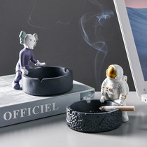 Nordic creative astronaut ashtray ins Wind personality trend home living room decoration ornaments desktop light luxury