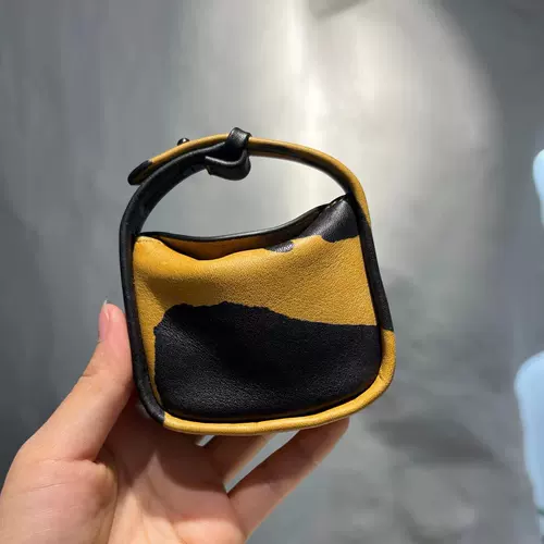 Оригинальная небольшая дизайнерская изысканная универсальная маленькая помада, трендовый кошелек, кожаный аксессуар, небольшая сумка