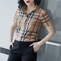 Khaki plaid shirt womens short-sleeved design niche shirt retro Hong Kong flavor 2021 summer new thin section