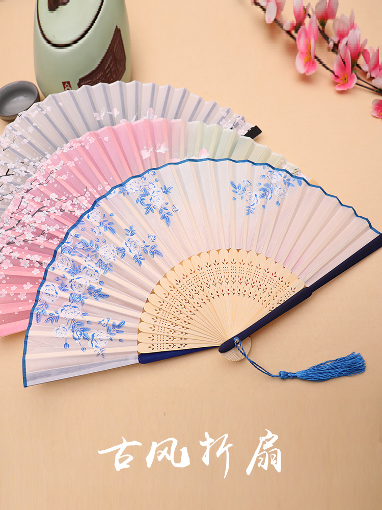 Fan Folding Fan Folding Bamboo Fan with Classical Ancient Chinese Dresses in Summer