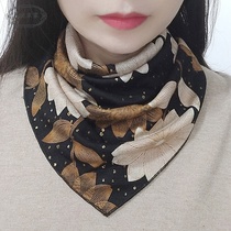 Wai womens winter neck protector neck set Korean version of the silk scarf spring and autumn models warm corner fake fake hundred time neck collar new three scarves