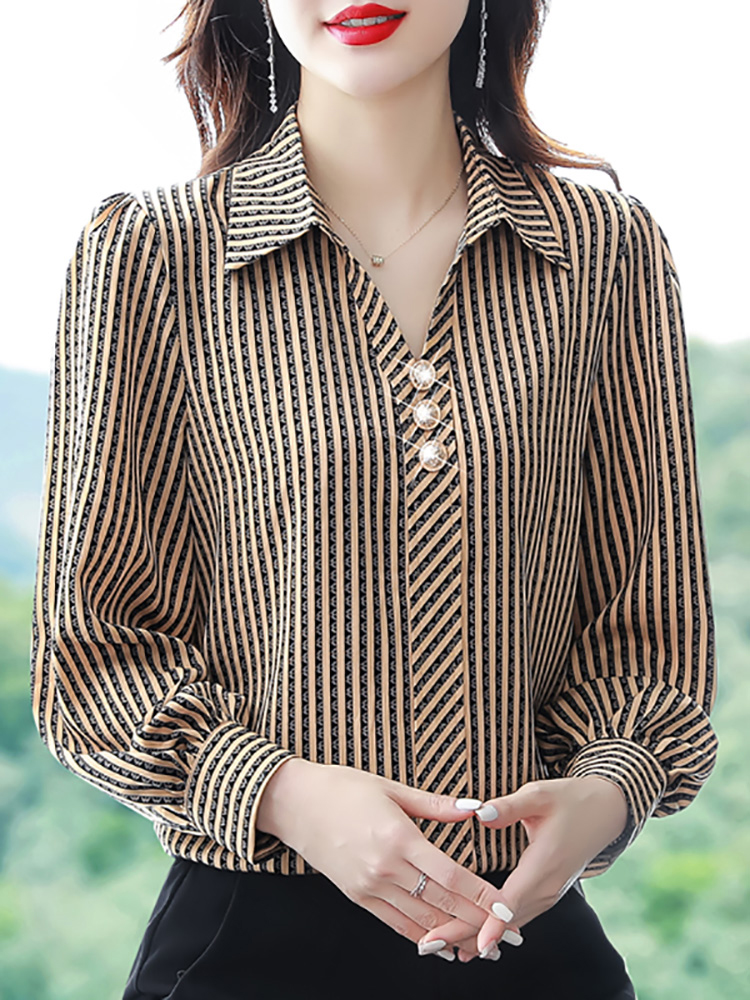 Long sleeved striped shirt for women's clothing 2023 Spring and Autumn New Western fashion middle-aged mother's bottom shirt top shirt