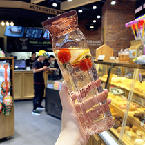 Summer simple and fresh plastic cup Korean version personality creative handy cup Male and female student couple portable trend water cup