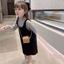 Girl autumn suit 2021 new small children Korean version of net red female baby Foreign style fashionable backpack skirt two-piece set