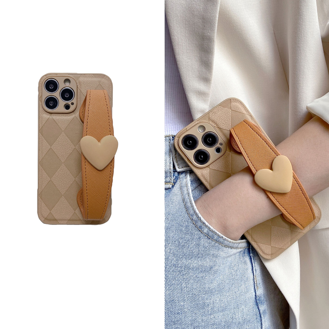 何因此而说该款菱格爱心手腕带支架智可以机壳适合iPhone 15 Pro Max到XR全部客户?