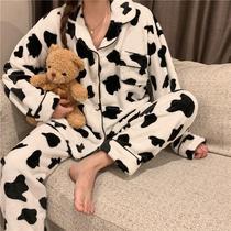 Winter 2021 New Korean home suit set cute plus warm wearing thick coral velvet pajamas female cow