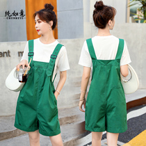 Casual bib suit womens shorts 2021 new summer small man Korean edition loose fashion thin two-piece set