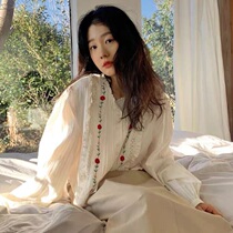 (Two-piece set) French fold flower embroidery long sleeve shirt high waist slim skirt spring and autumn suit women