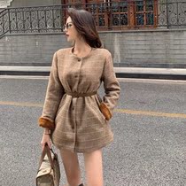 2021 Spring and Autumn New Temperament Age Collar Sweater Shawl Fashion Maini Coats Slim Two-piece Set