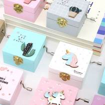 Cartoon Girl Eight - Oct Box Hand Shake Wooden Music Box Student Gifts Creative Gifts Birthday Day Supplies